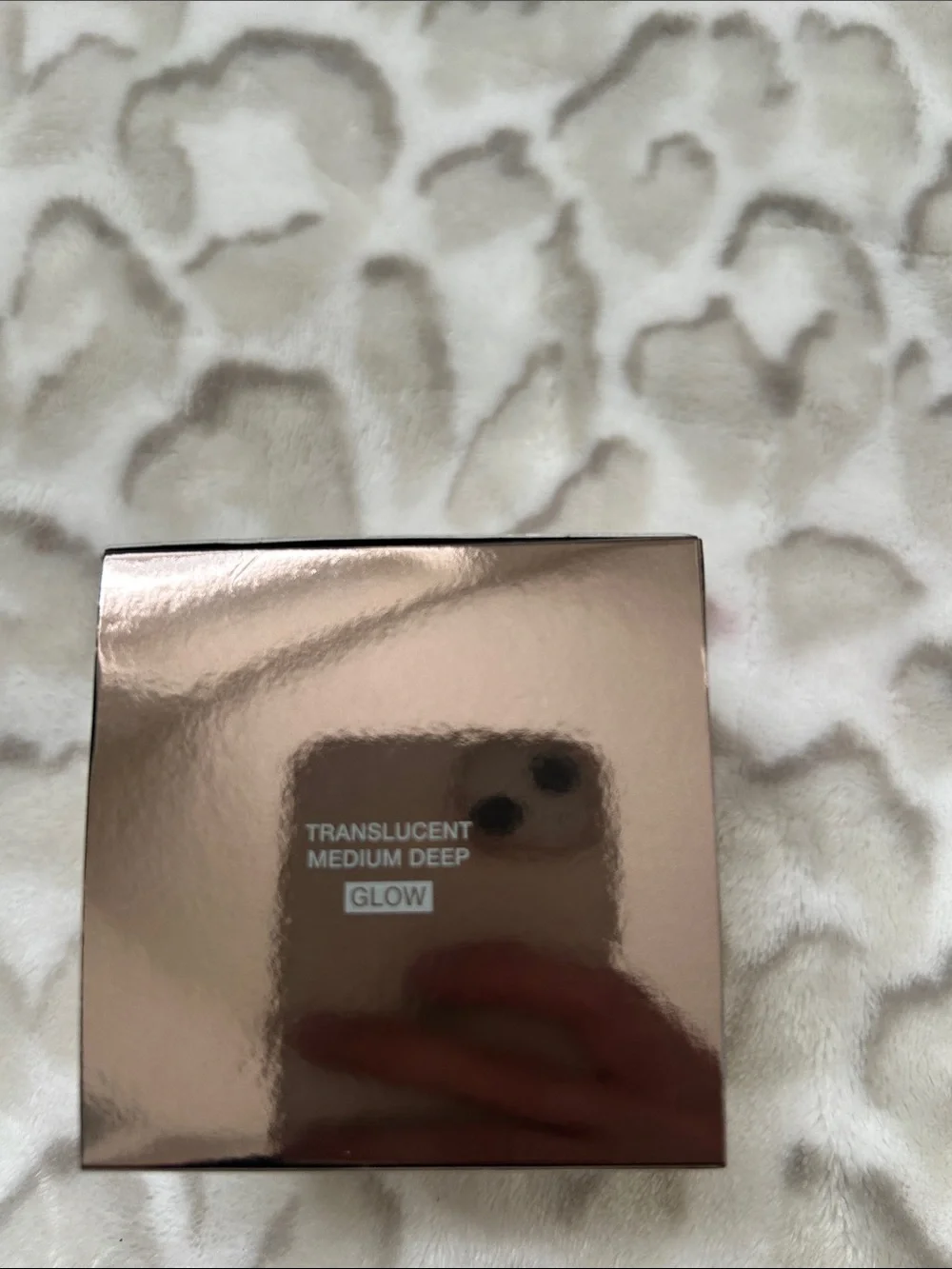 laura mercier Translucent Loose Setting Powder - Glow (peachy champagne)